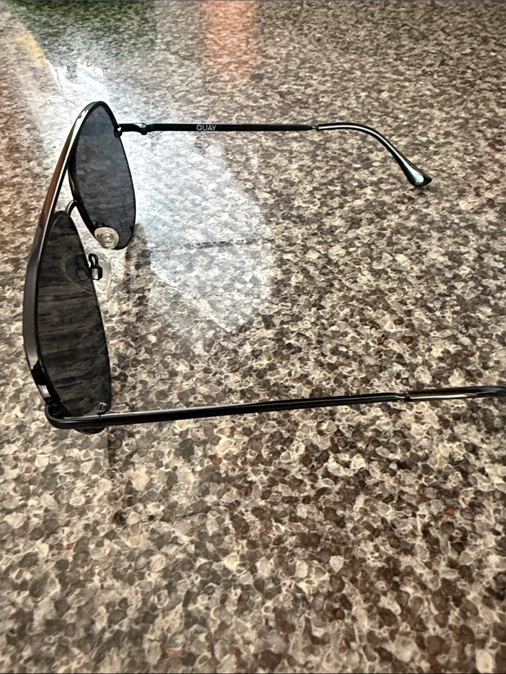 Quay Australia Black Metal Aviator Sunglasses - Picture 2 of 4